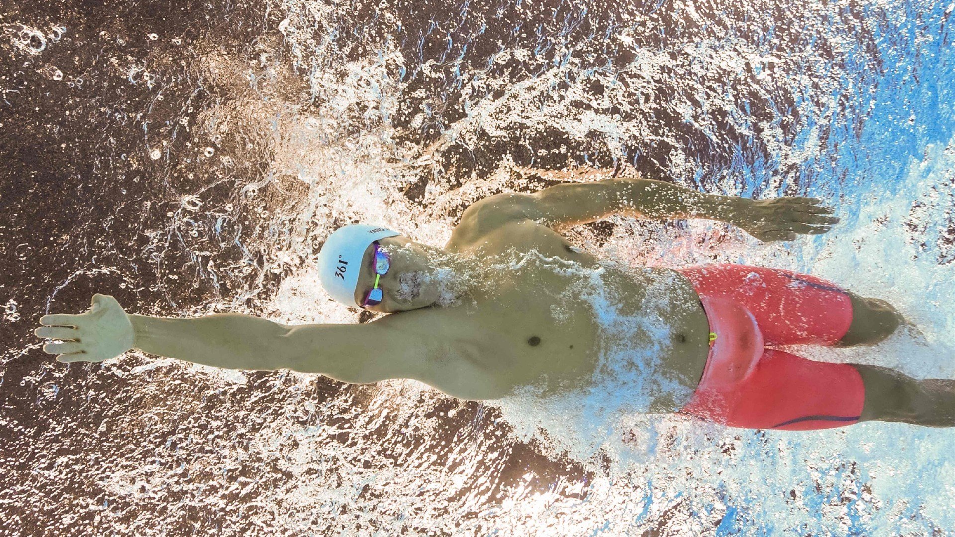 车队幕后:团队协作造就比赛奇迹,车队视频